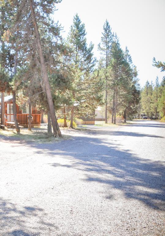 Bend-Sunriver Camping Resort Two-Bedroom Cabin 5 Exterior foto